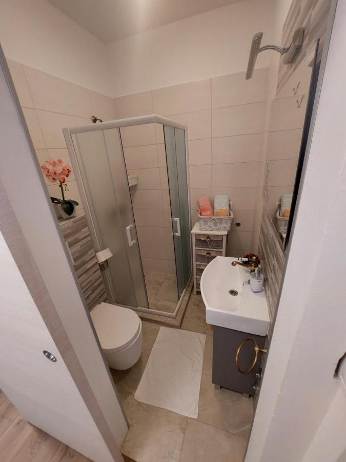 Rooms Nevenka Novi Vinodolski Eksteriør bilde