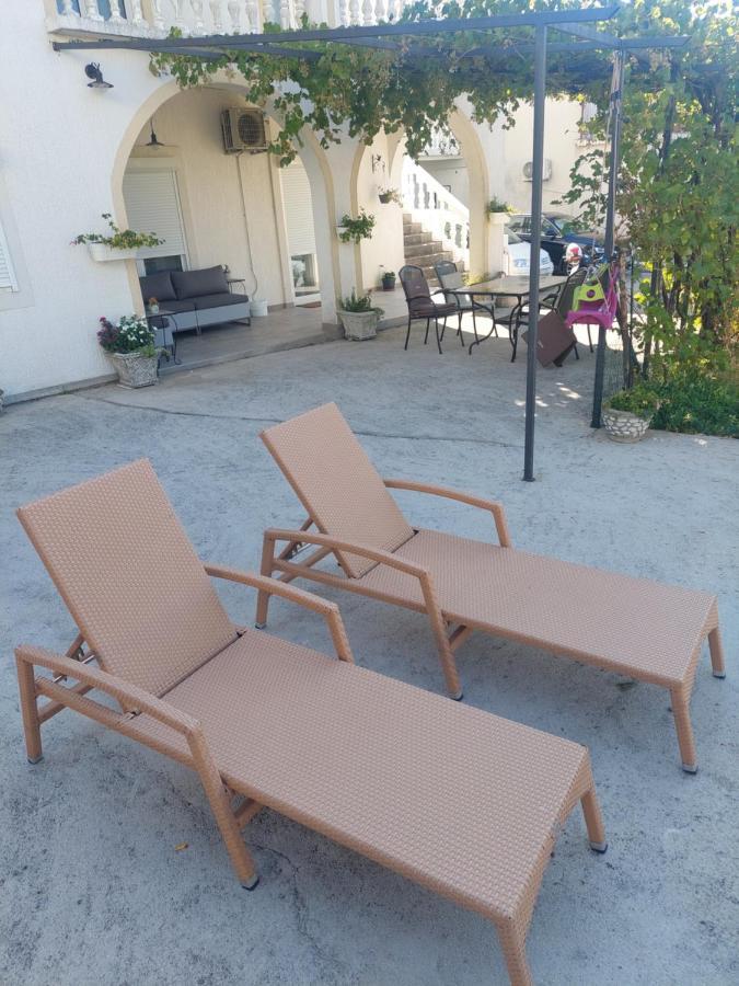 Rooms Nevenka Novi Vinodolski Eksteriør bilde